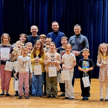 Burmistrz odwiedził dzieci z ZPiT „Serce Kujaw”. Gratulacje i niespodzianka